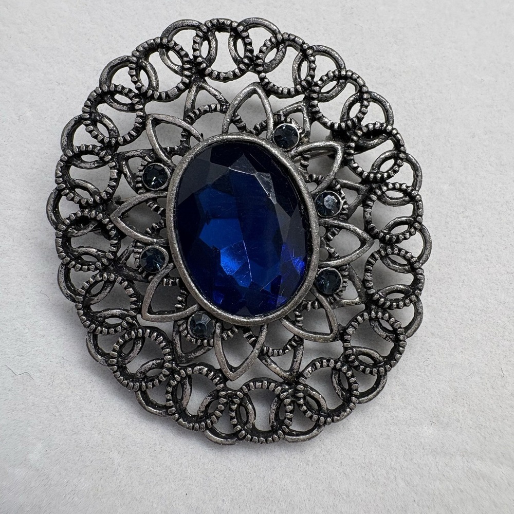 Vintage Multi Blue Stone Silver Tone Filigree Brooch Pin